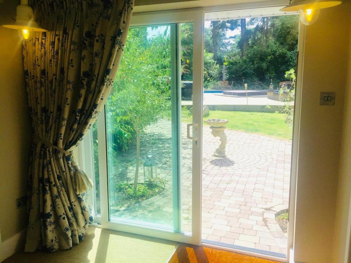 Chadham Pines Cottage Пул Екстериор снимка